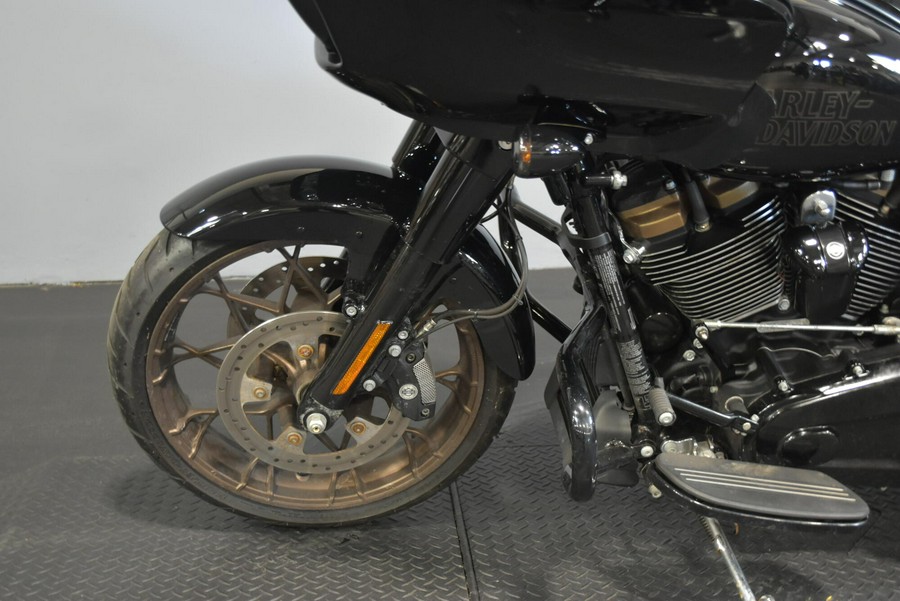 2022 Harley-Davidson Road Glide ST Vivid Black