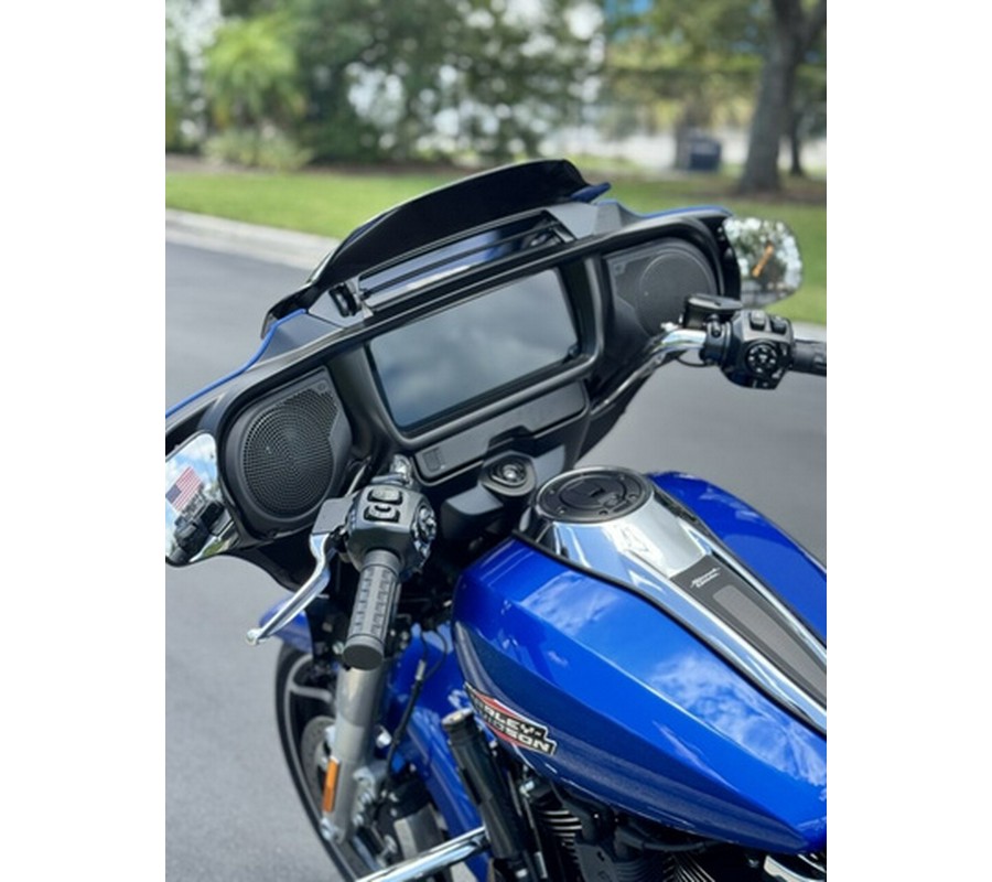 2025 Harley-Davidson FLHX - Street Glide