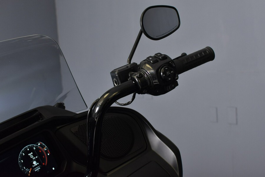2024 Harley-Davidson Road Glide Vivid Black