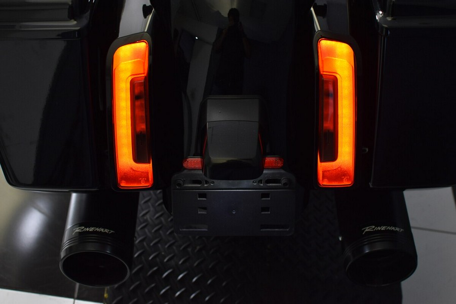 2024 Harley-Davidson Road Glide Vivid Black