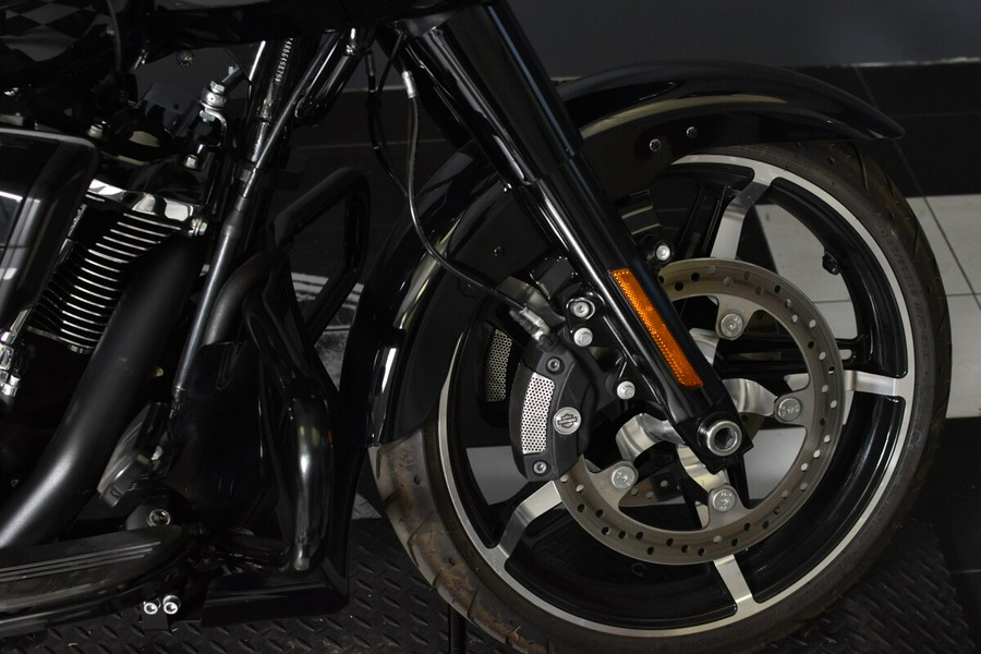 2024 Harley-Davidson Road Glide Vivid Black