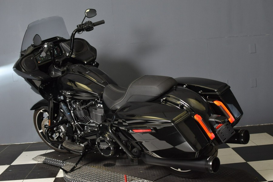 2024 Harley-Davidson Road Glide Vivid Black