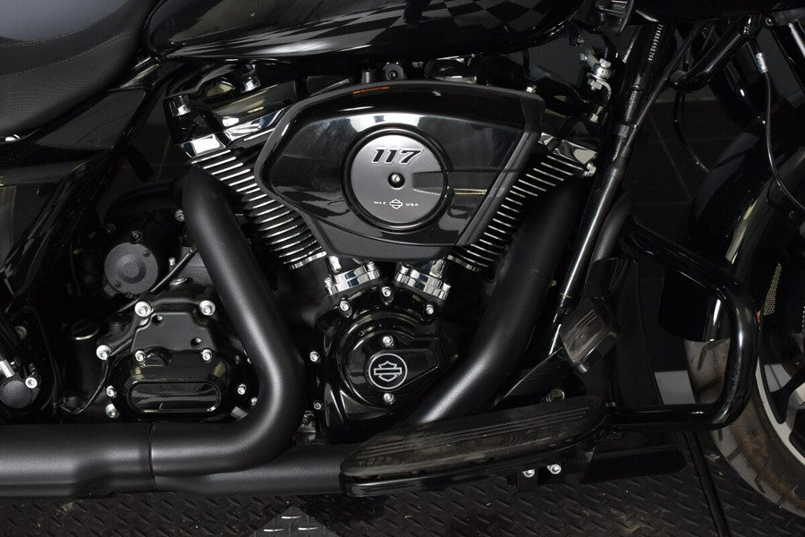 2024 Harley-Davidson Road Glide Vivid Black