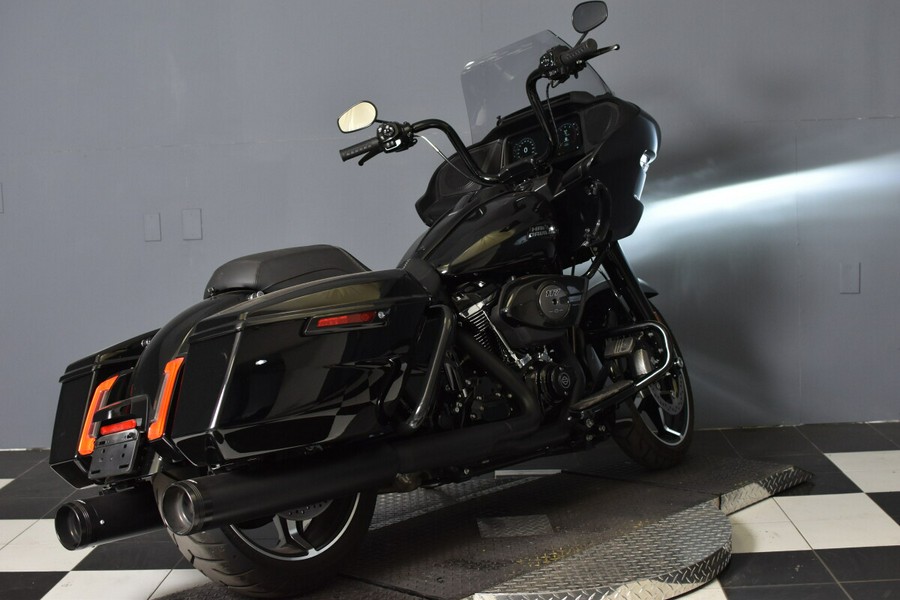 2024 Harley-Davidson Road Glide Vivid Black