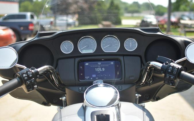 2024 Harley-Davidson Tri Glide Ultra Billiard Gray