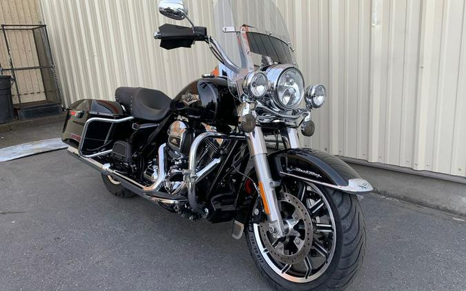 2015 Harley-Davidson® FLHR - Road King®