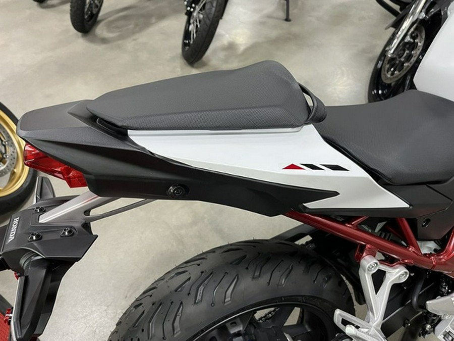 2025 Honda CB750 Hornet