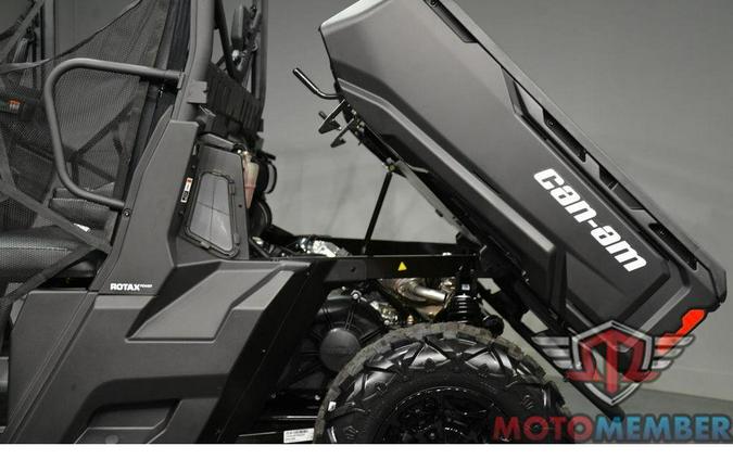 2026 Can-Am Defender MAX DPS HD7 Dark Wildland Camo
