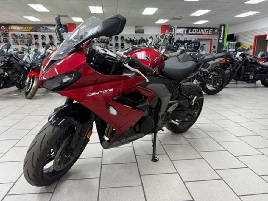 2025 Triumph Daytona 660 Carnival Red/Sapphire Black 660
