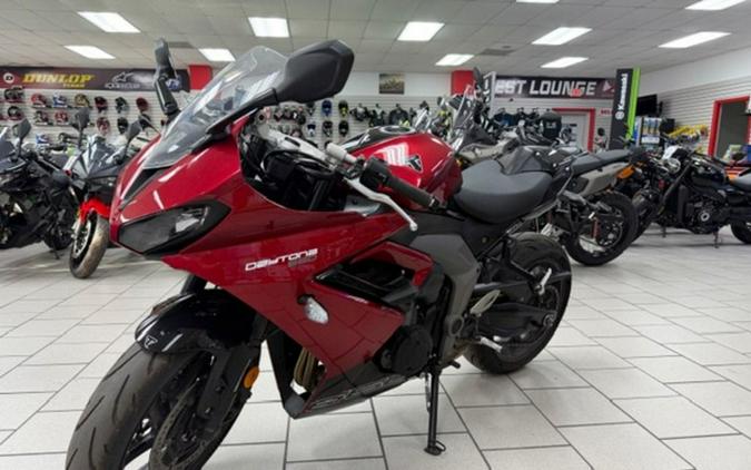 2025 Triumph Daytona 660 Carnival Red/Sapphire Black 660