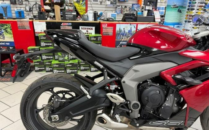 2025 Triumph Daytona 660 Carnival Red/Sapphire Black 660
