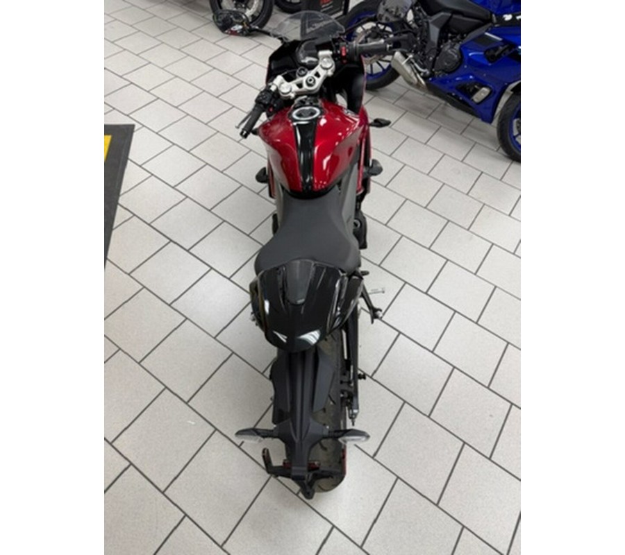 2025 Triumph Daytona 660 Carnival Red/Sapphire Black 660
