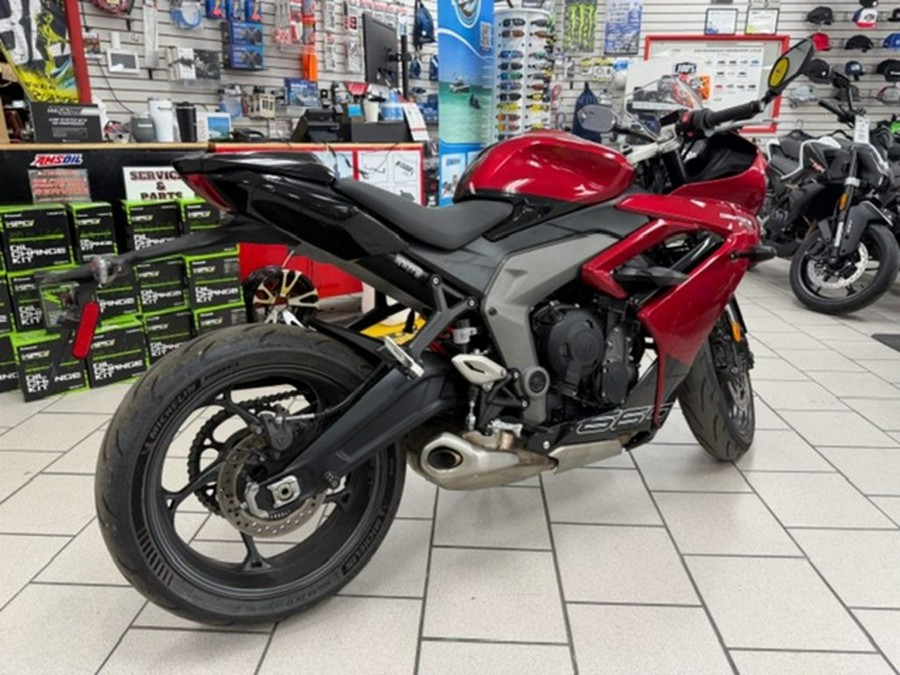 2025 Triumph Daytona 660 Carnival Red/Sapphire Black 660