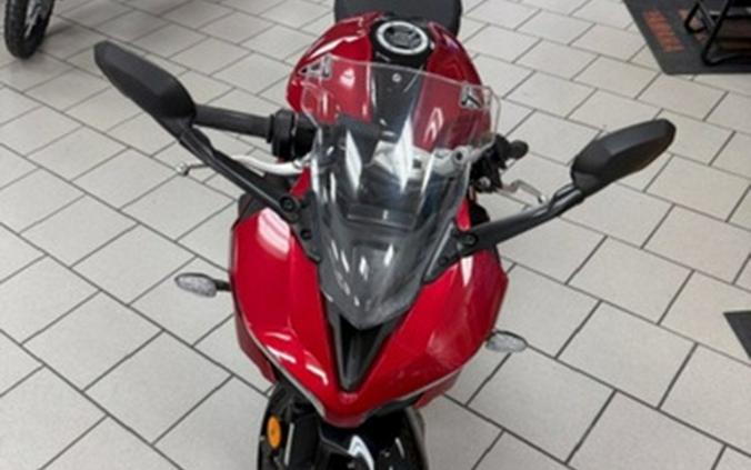 2025 Triumph Daytona 660 Carnival Red/Sapphire Black 660