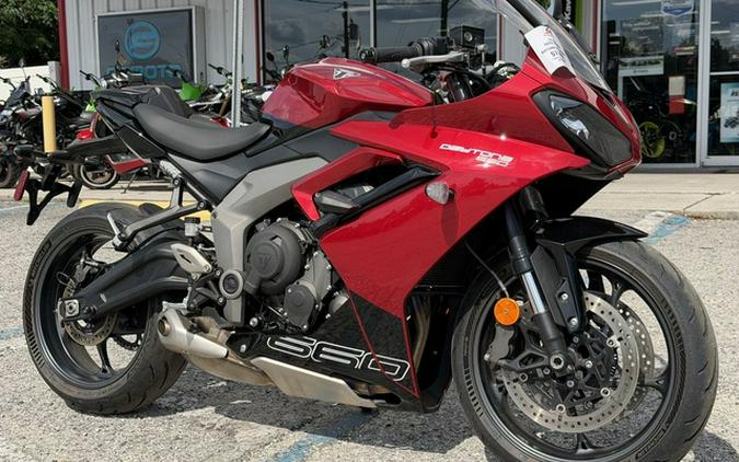 2025 Triumph Daytona 660 Carnival Red/Sapphire Black 660