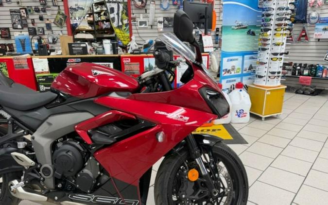 2025 Triumph Daytona 660 Carnival Red/Sapphire Black 660