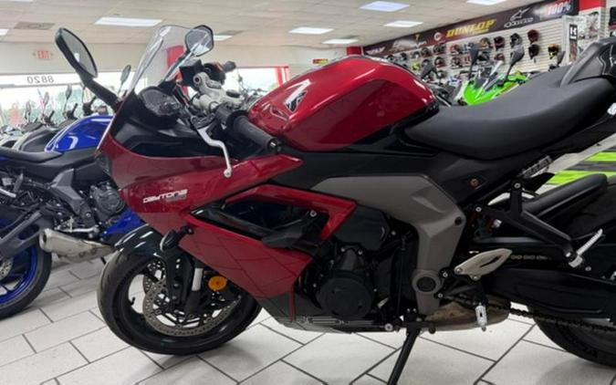 2025 Triumph Daytona 660 Carnival Red/Sapphire Black