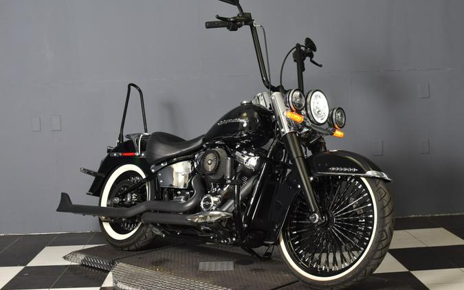2019 Harley-Davidson Deluxe Vivid Black
