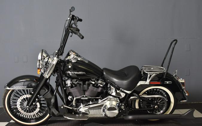 2019 Harley-Davidson Deluxe Vivid Black