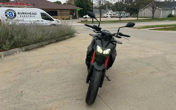 2026 Honda CB750 Hornet E-Clutch