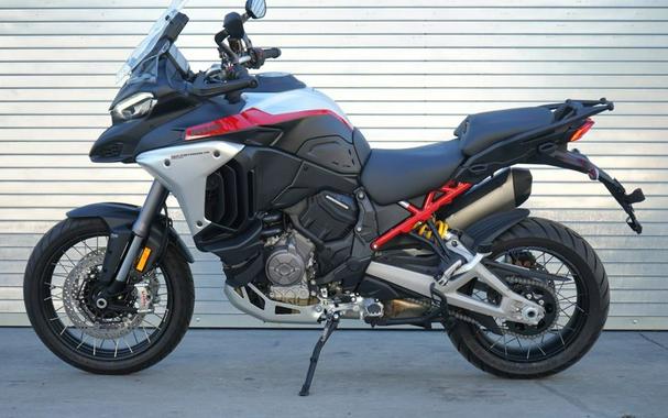 2024 Ducati Multistrada V4 Rally Travel Adventure Black