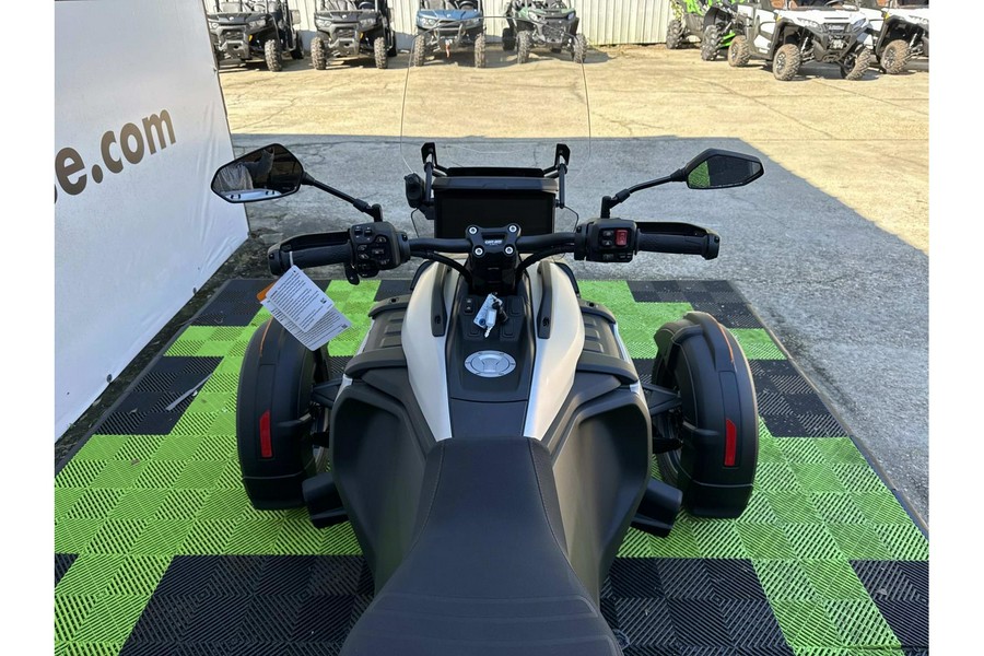 2025 Can-Am CANYON XT