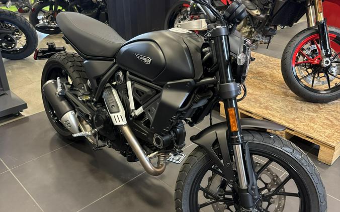 2025 Ducati SCRAMBLER ICON DARK