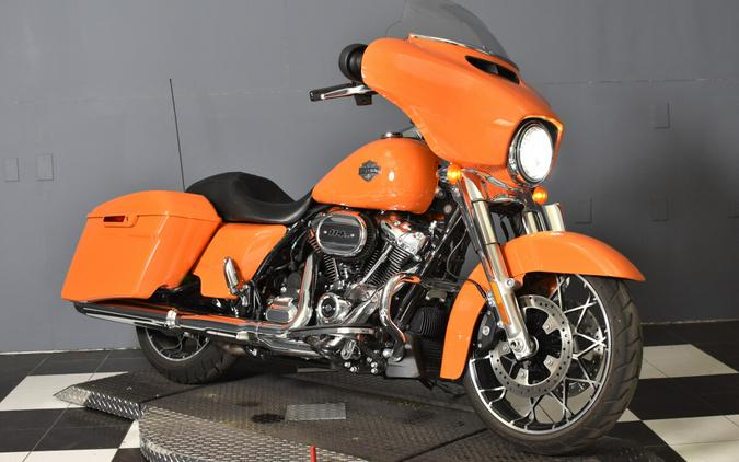 2023 Harley-Davidson Street Glide Special Baja Orange