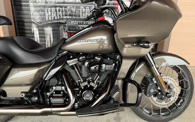 2021 Harley-Davidson® CVO™ Road Glide® Bronze Armor