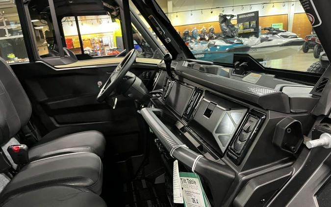 2026 Can-Am Defender XT CAB HD11