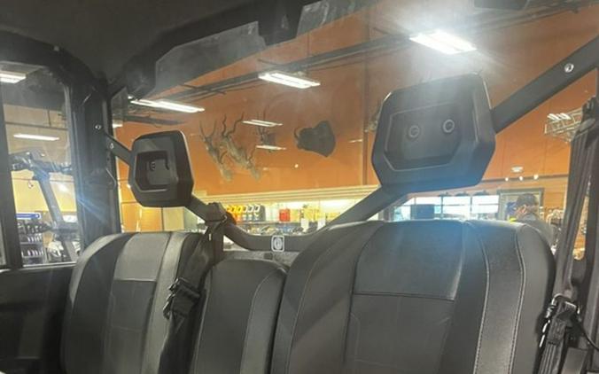 2026 Can-Am Defender XT CAB HD11