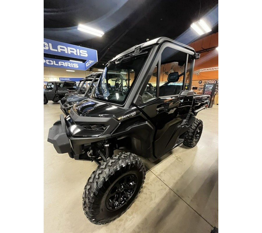 2026 Can-Am Defender XT CAB HD11
