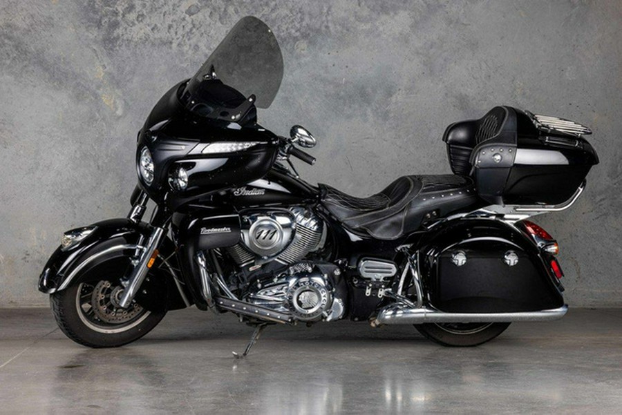 2017 Indian Roadmaster Thunder Black