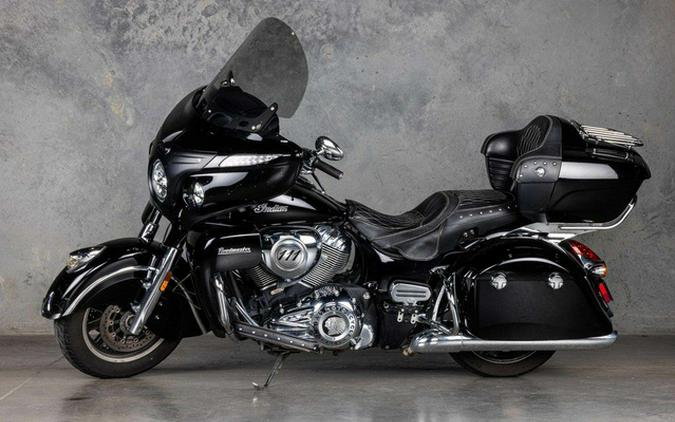 2017 Indian Roadmaster Thunder Black