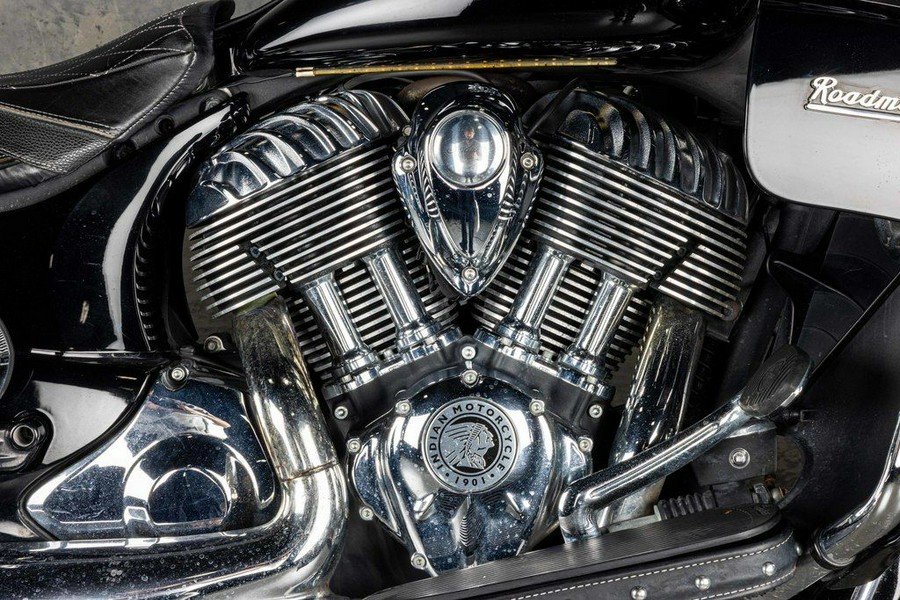2017 Indian Motorcycle ROADMASTER, THUNDER BLK, 49ST Base Thunder Black - H3352298