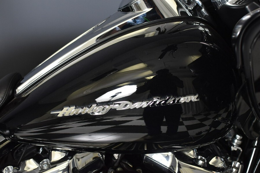 2018 Harley-Davidson Road Glide Vivid Black