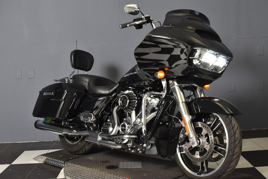 2018 Harley-Davidson Road Glide Vivid Black