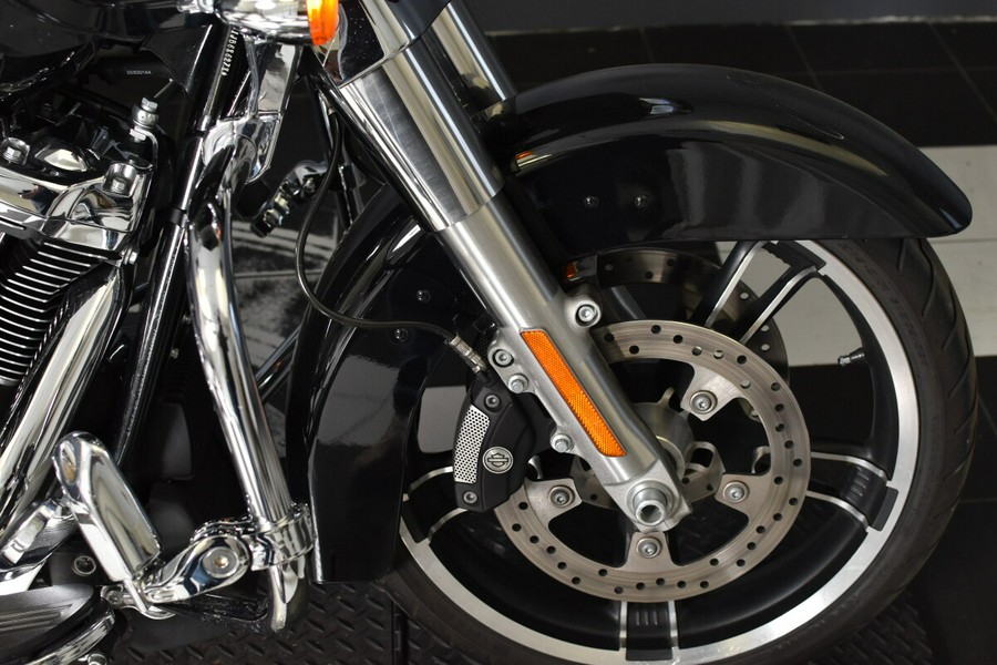 2018 Harley-Davidson Road Glide Vivid Black