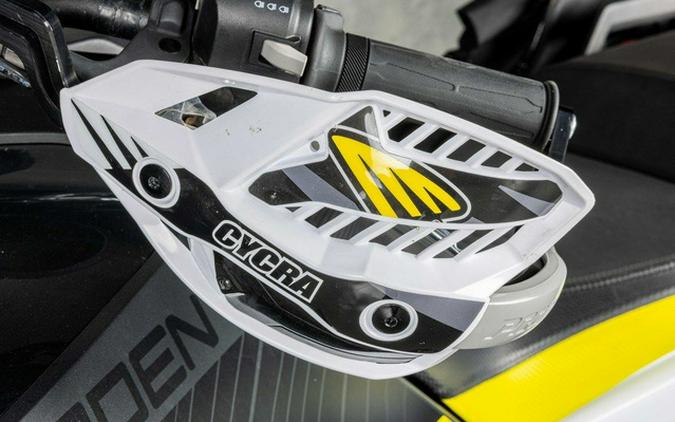 2022 Husqvarna Norden 901