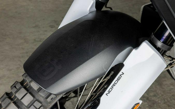 2022 Husqvarna Norden 901