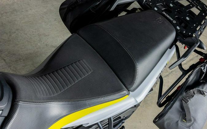 2022 Husqvarna Norden 901