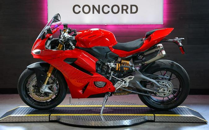 2026 Ducati Panigale V2 S