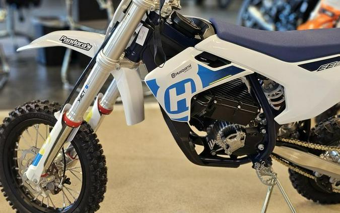 2024 Husqvarna® EE 5