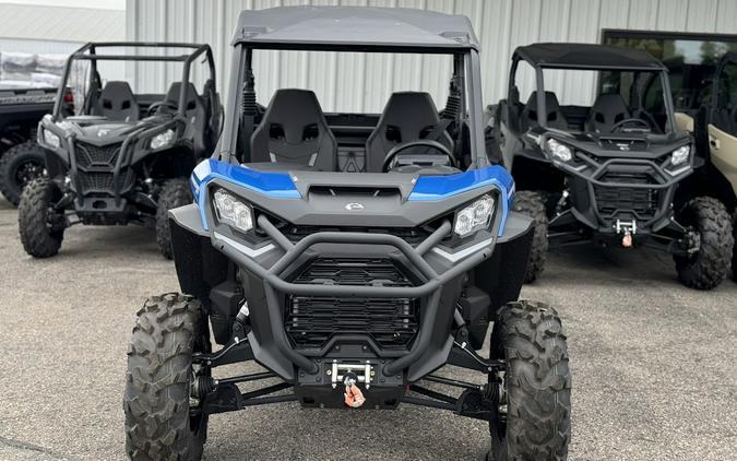 2023 Can-Am COMMANDER XT 700