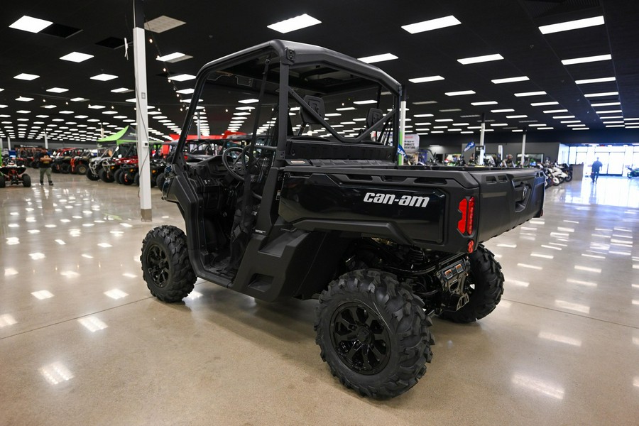 2024 Can-Am DEFENDER XT HD10