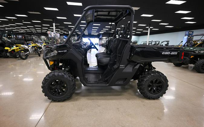 2024 Can-Am DEFENDER XT HD10