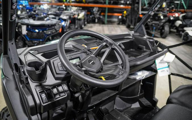 2025 Can-Am Defender DPS HD7