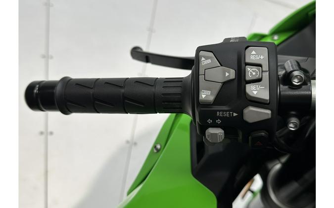 2025 Ninja ZX-10R KRT Edition - Kawasaki