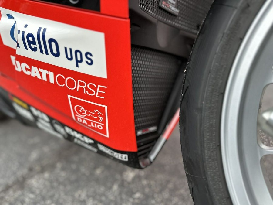 2024 Ducati 2023 Ducati Panigale V4 Bautista Sbk Replica Livery - 008012