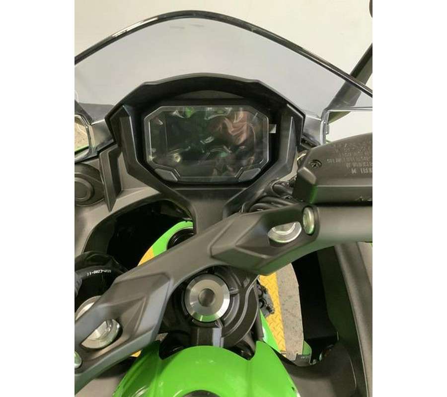 2025 Kawasaki Ninja® 650 KRT Edition ABS